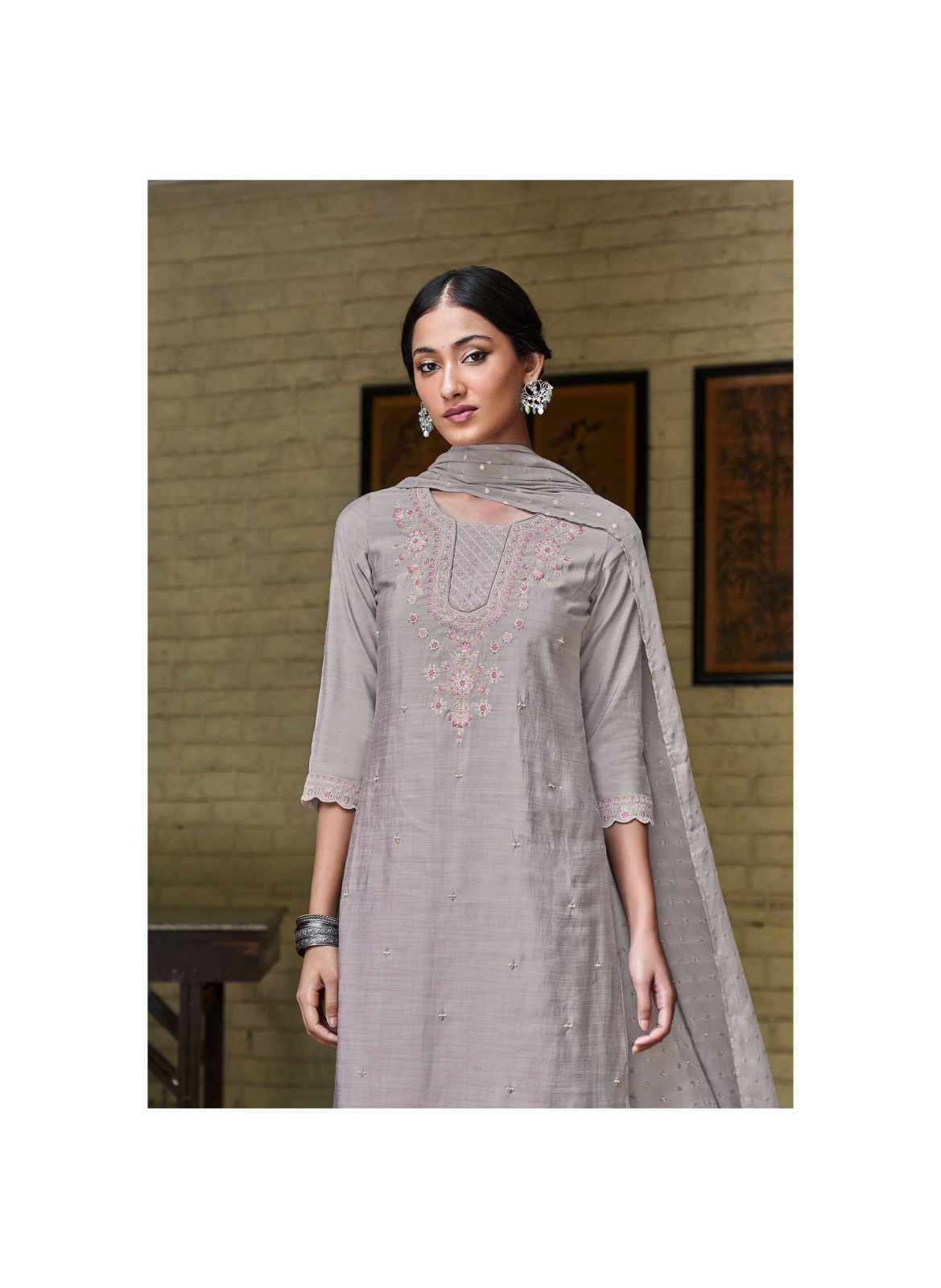 Four Buttons Muraad Exclusive Designer Wholesale Readymade Suits